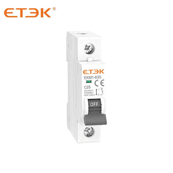 EKM1-63S 4.5kA Miniature Circuit Breaker